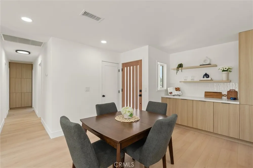 6501 Pickett Garden Grove, CA 92845