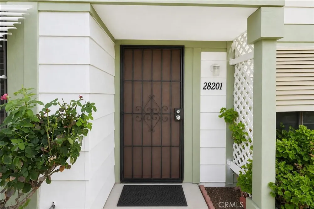 28201 Chula Vista Menifee, CA 92586