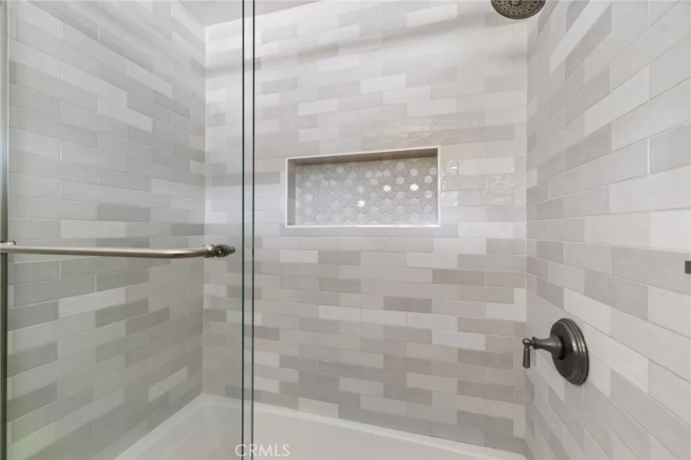 24180 Cruise Circle Drive Canyon Lake, CA 92587