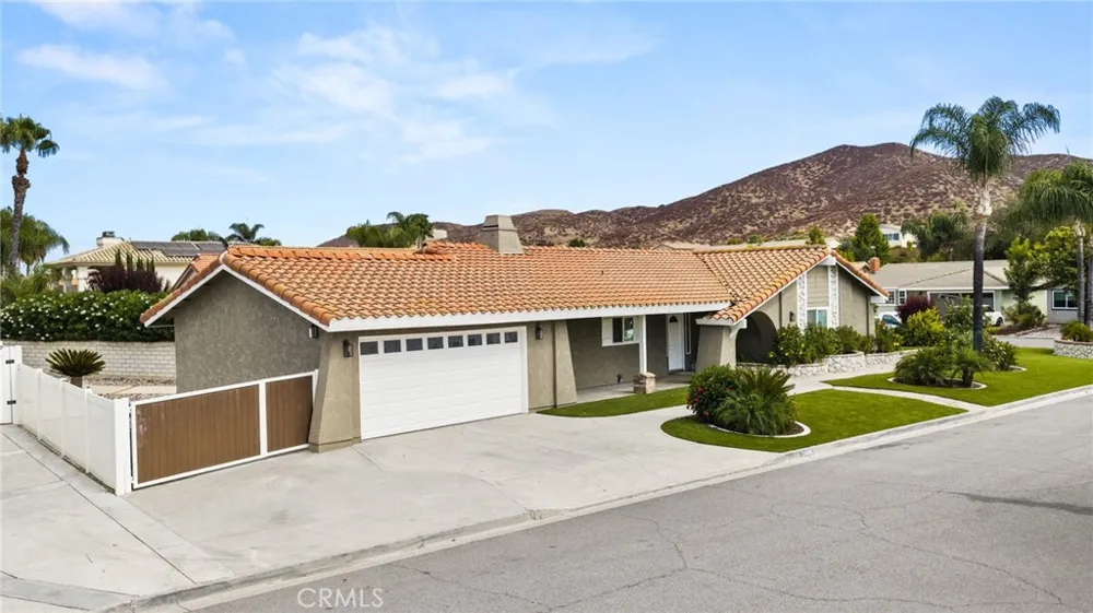 24180 Cruise Circle Drive Canyon Lake, CA 92587