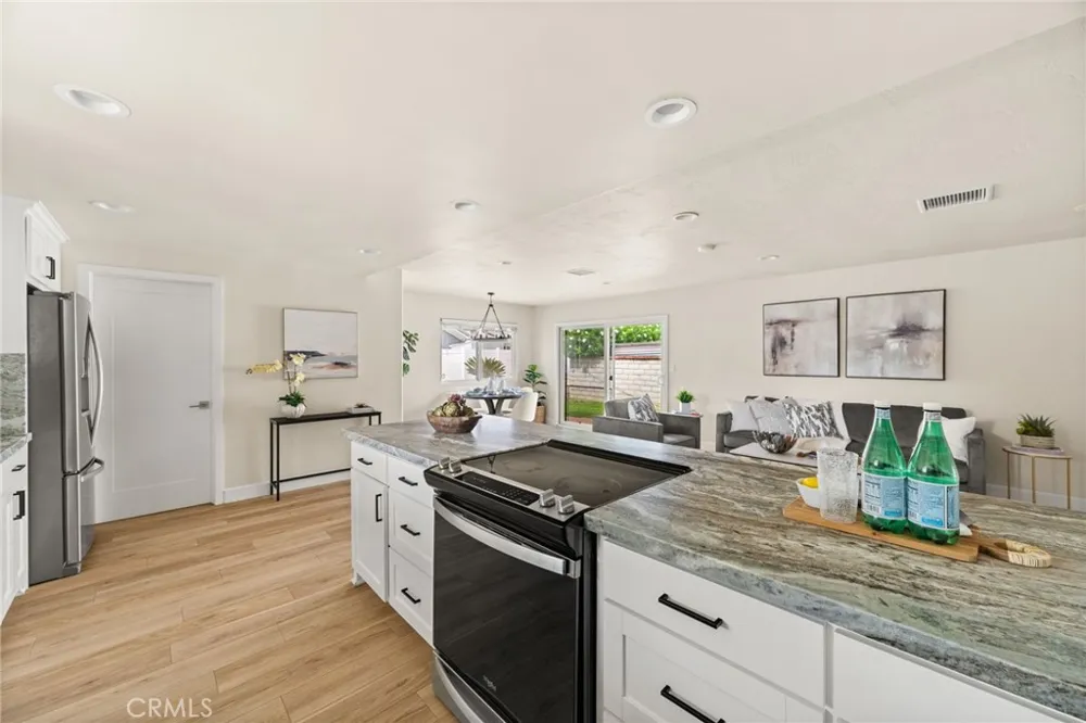 24180 Cruise Circle Drive Canyon Lake, CA 92587