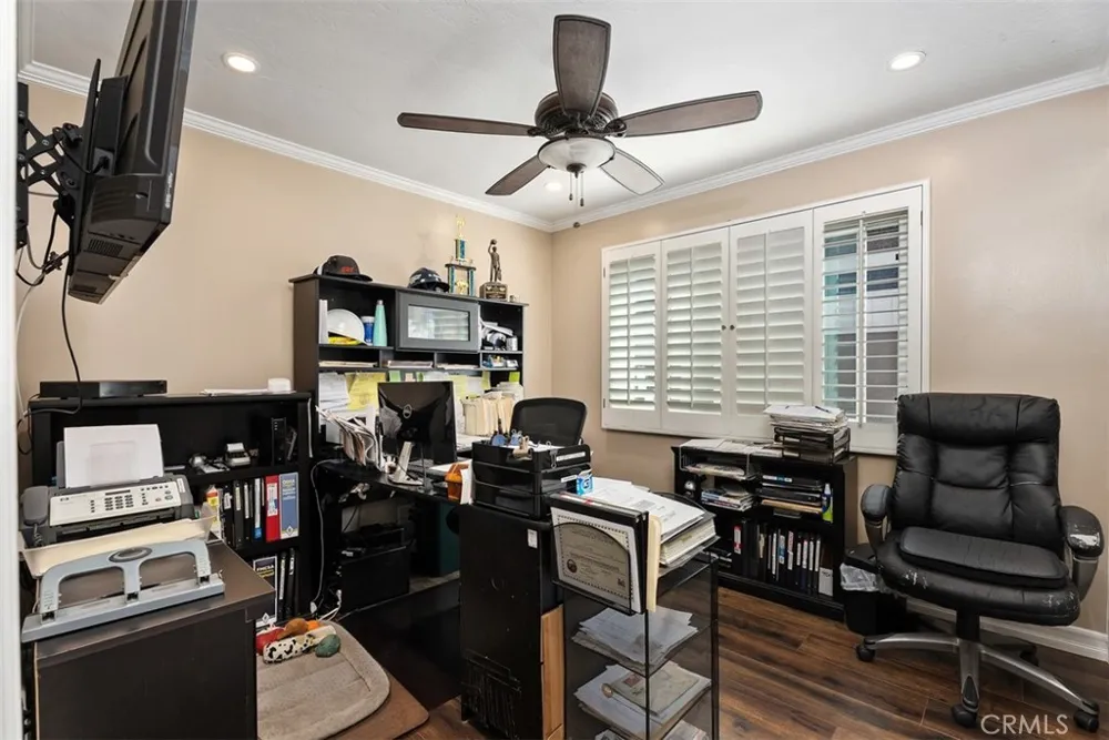 3580 Teaberry Seal Beach, CA 90740