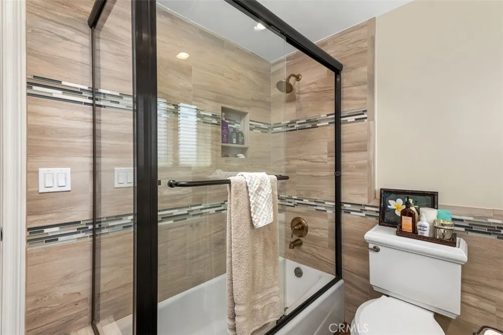 3580 Teaberry Seal Beach, CA 90740