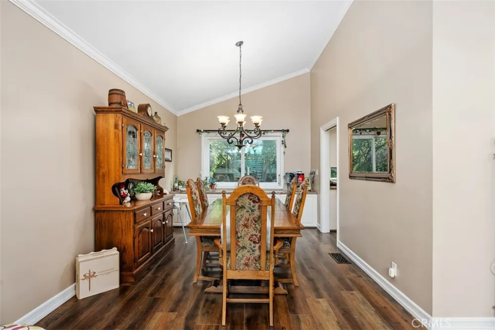 3580 Teaberry Seal Beach, CA 90740
