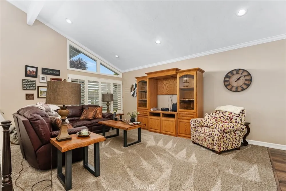 3580 Teaberry Seal Beach, CA 90740