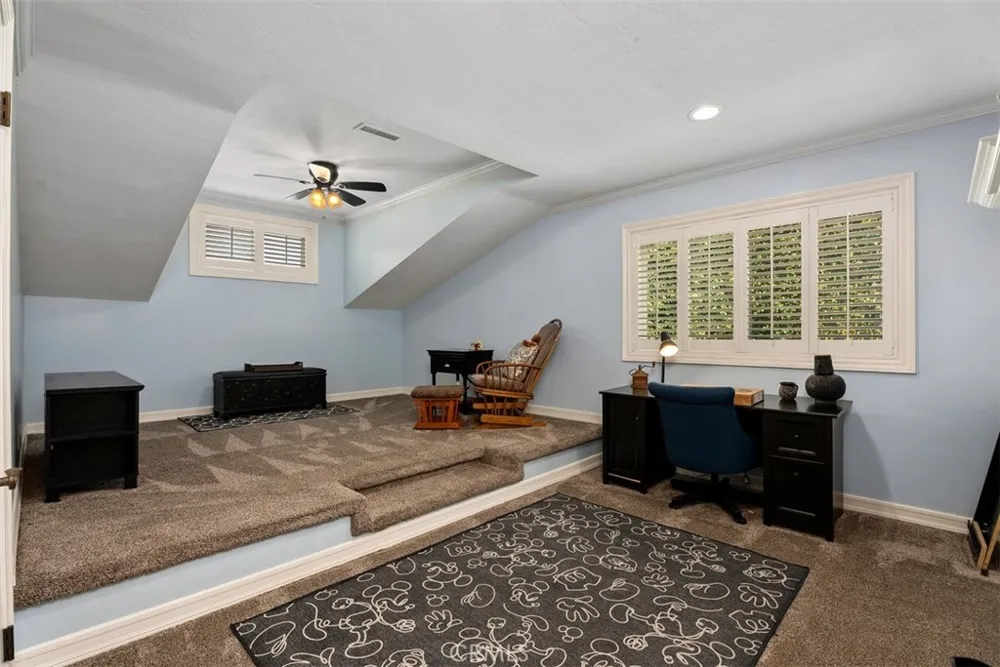 3580 Teaberry Seal Beach, CA 90740