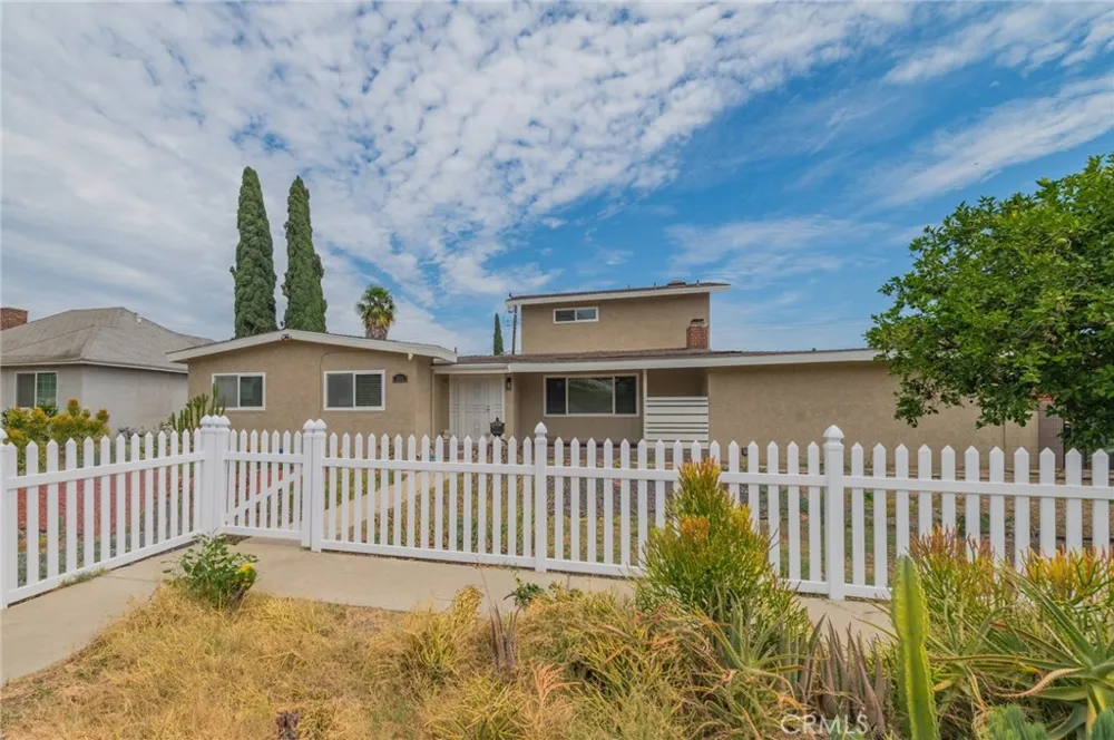 1334 S Glendora Avenue West Covina, CA 91790