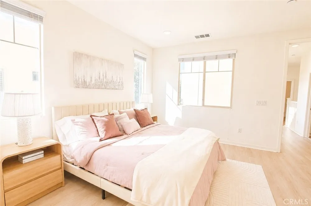 137 Terrapin Irvine, CA 92618
