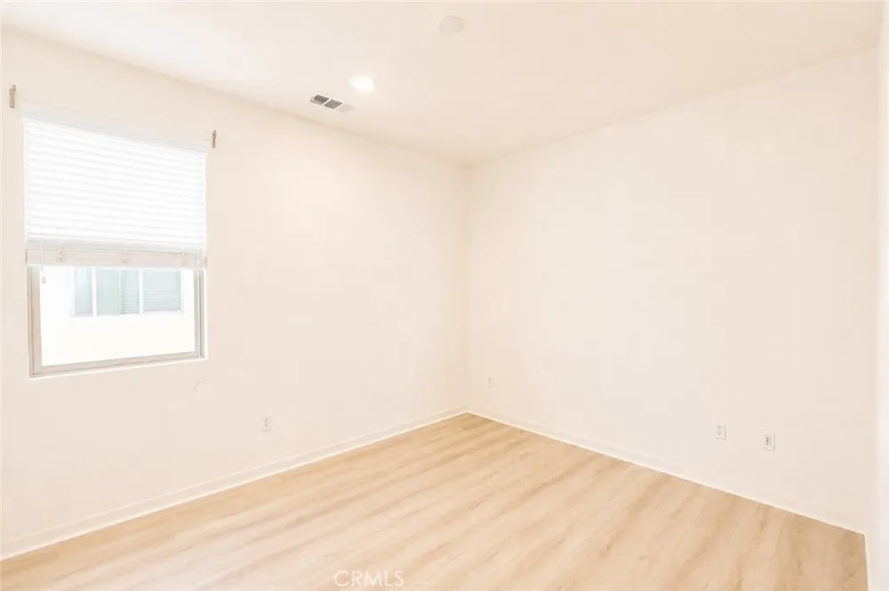 137 Terrapin Irvine, CA 92618