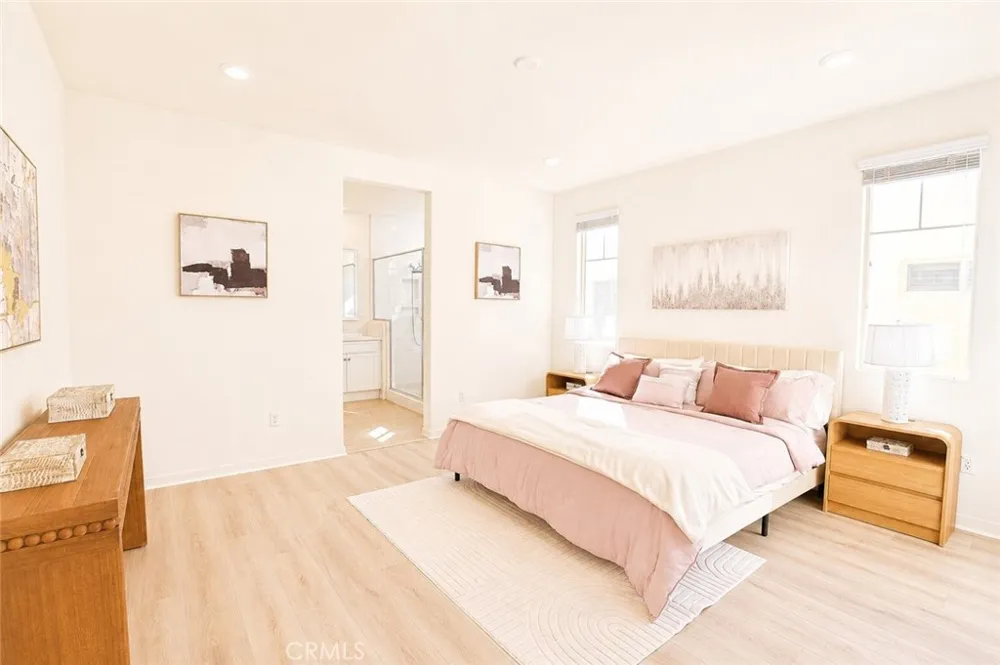 137 Terrapin Irvine, CA 92618