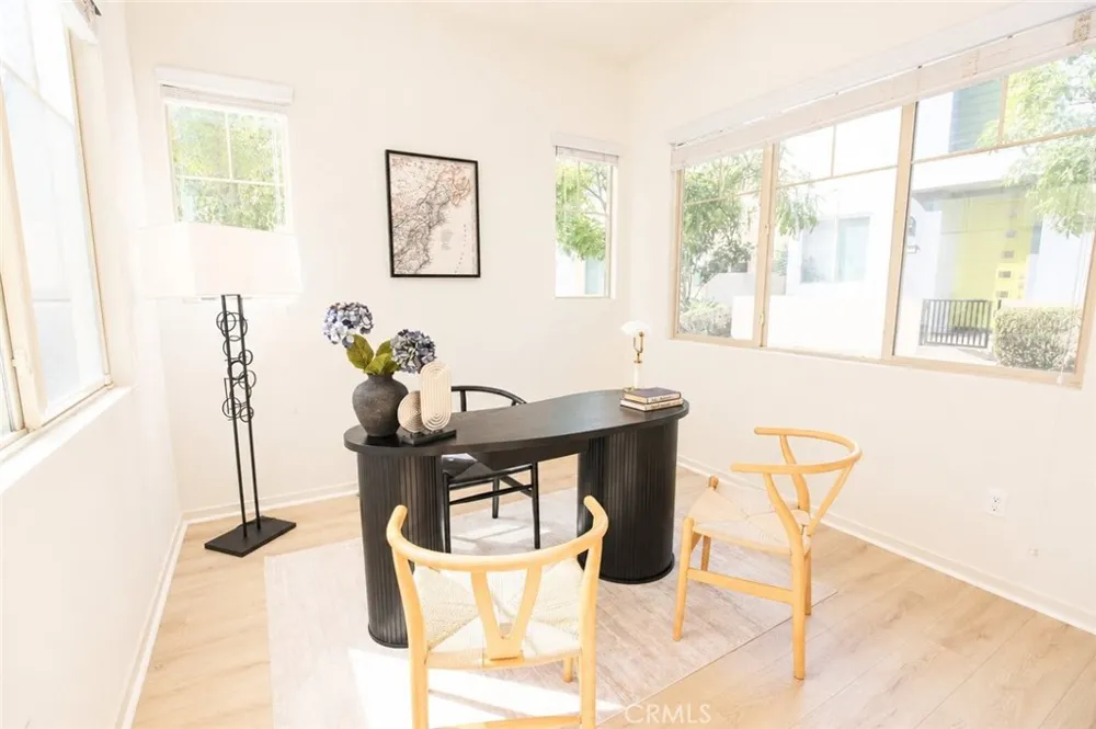 137 Terrapin Irvine, CA 92618