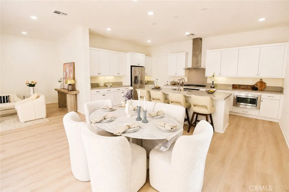 137 Terrapin Irvine, CA 92618