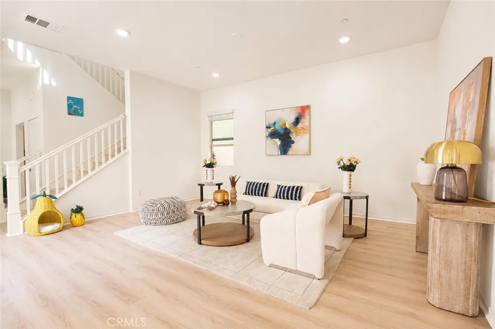 137 Terrapin Irvine, CA 92618