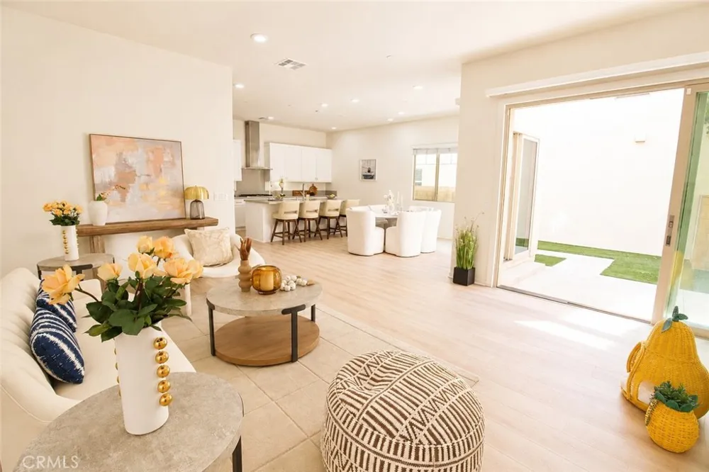 137 Terrapin Irvine, CA 92618