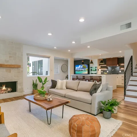 34 Rockrose Way