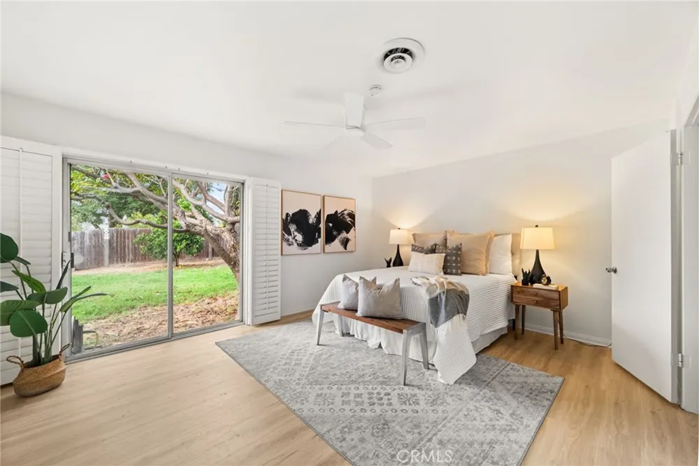 2342 E La Veta Orange, CA 92869