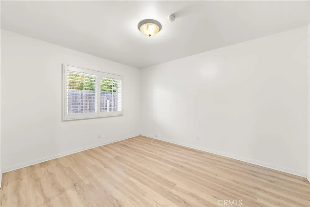 2342 E La Veta Orange, CA 92869