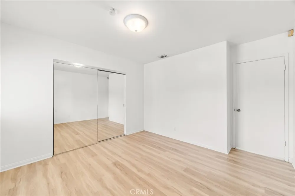 2342 E La Veta Orange, CA 92869