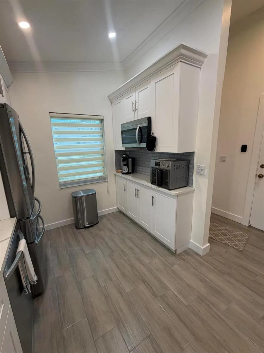 8182 SPRINGTREE ROAD Boca Raton, FL 33496