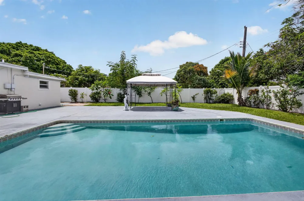 813 Date Palm Drive Lake Park, FL 33403
