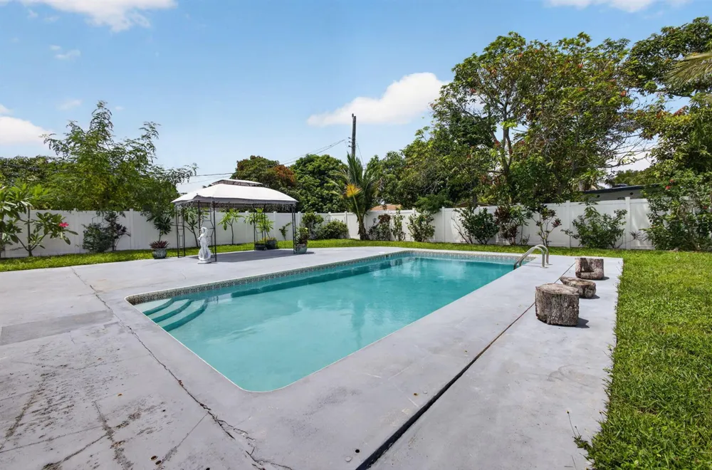 813 Date Palm Drive Lake Park, FL 33403