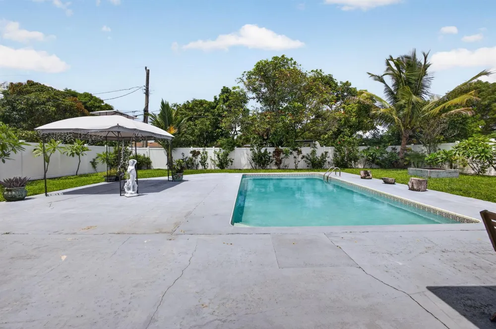 813 Date Palm Drive Lake Park, FL 33403