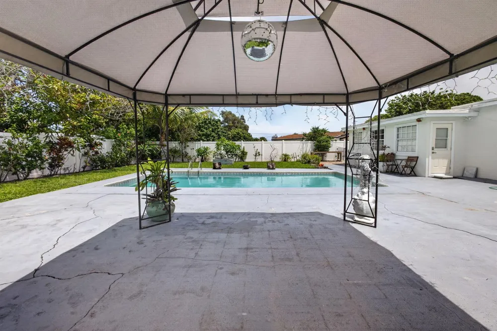 813 Date Palm Drive Lake Park, FL 33403