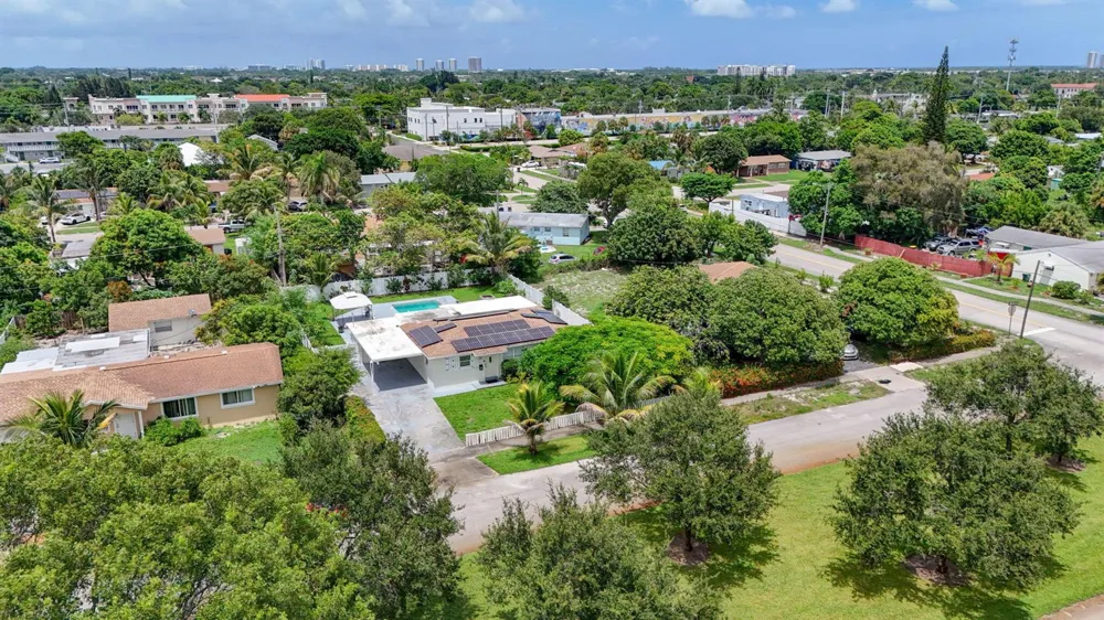813 Date Palm Drive Lake Park, FL 33403