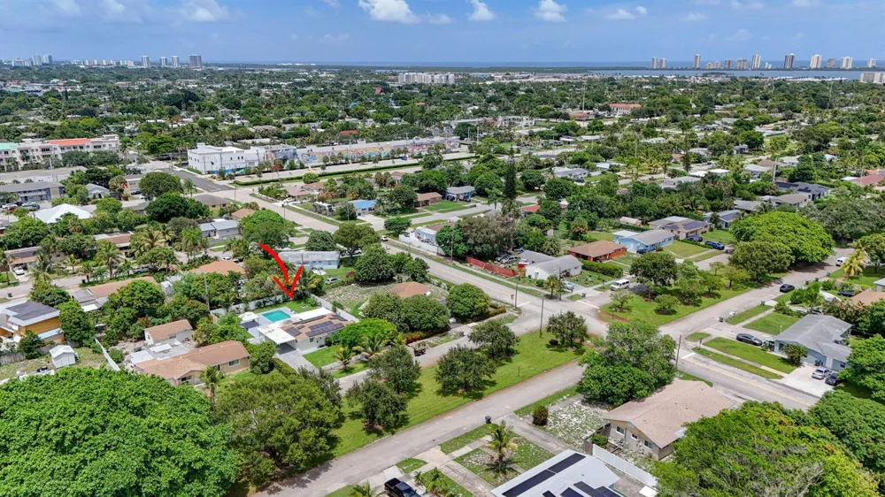 813 Date Palm Drive Lake Park, FL 33403