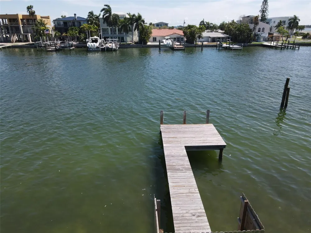 11125 4TH ST E Treasure Island, FL 33706