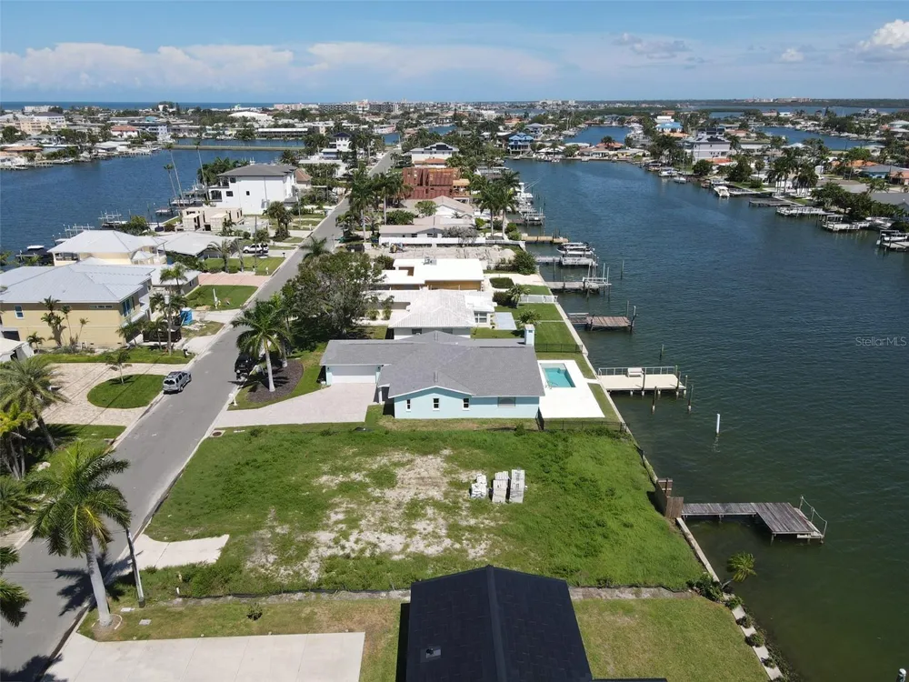 11125 4TH ST E Treasure Island, FL 33706