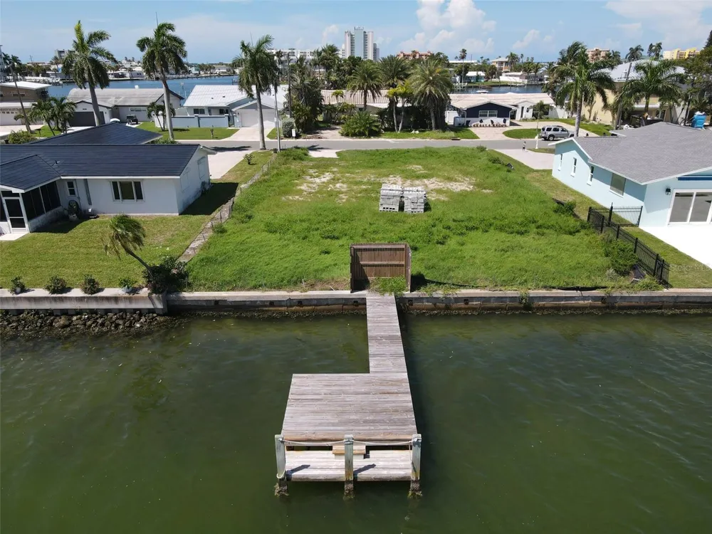 11125 4TH ST E Treasure Island, FL 33706