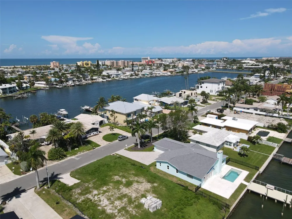 11125 4TH ST E Treasure Island, FL 33706