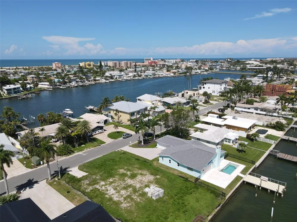 11125 4TH ST E Treasure Island, FL 33706