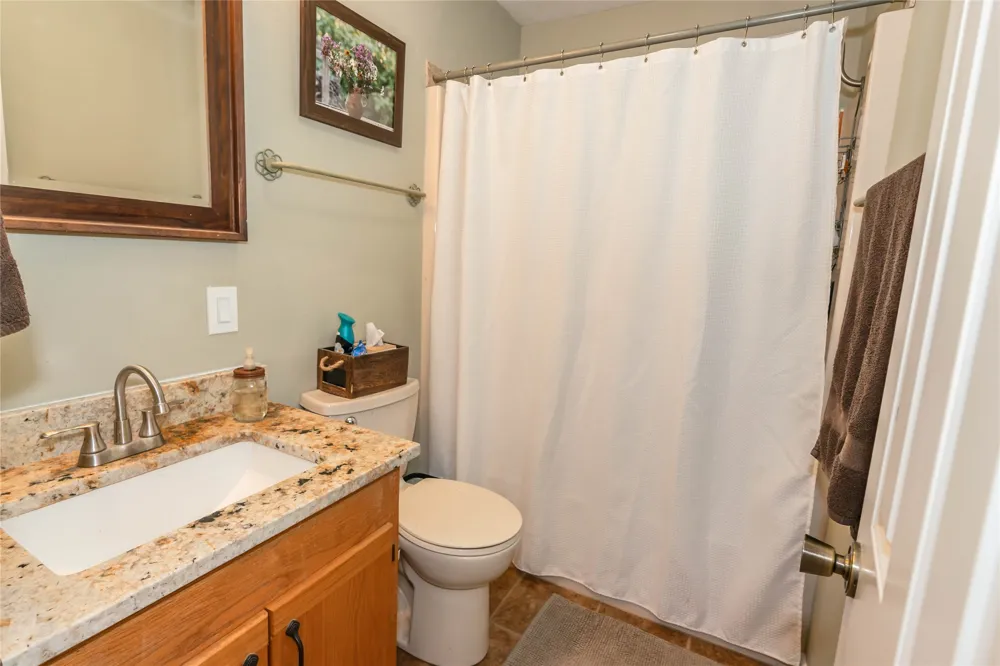 517 E Locust Street Nocona, TX 76255