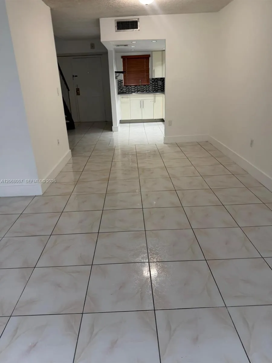 30 NW 87th Ave #C223 Miami, FL 33172