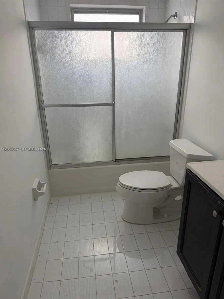 30 NW 87th Ave #C223 Miami, FL 33172