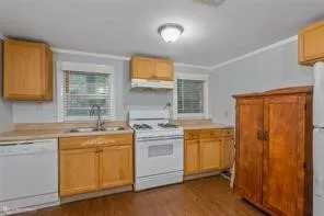 814 Lee Street Benton, LA 71006