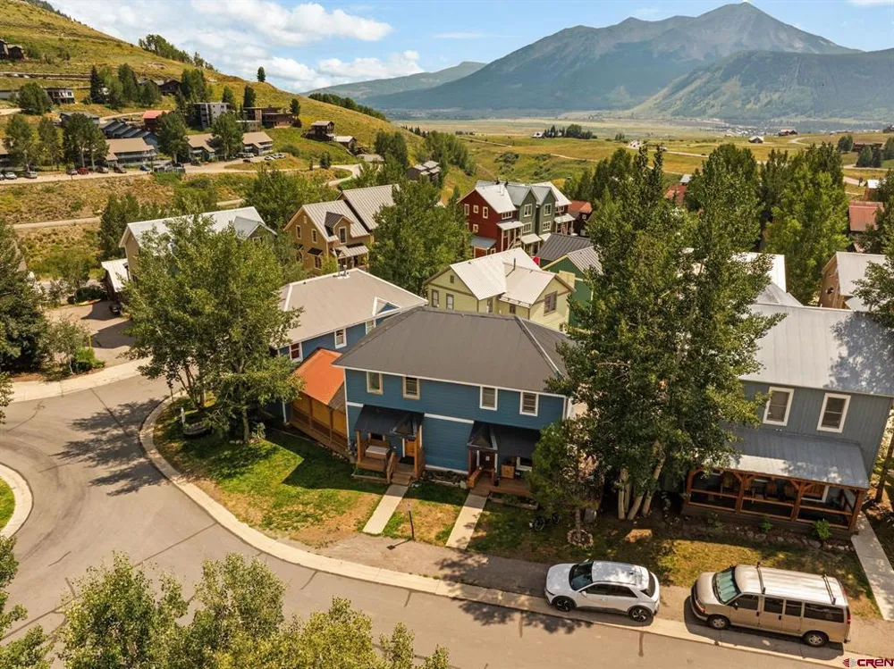 201 Pitchfork Drive Crested Butte, CO 81225