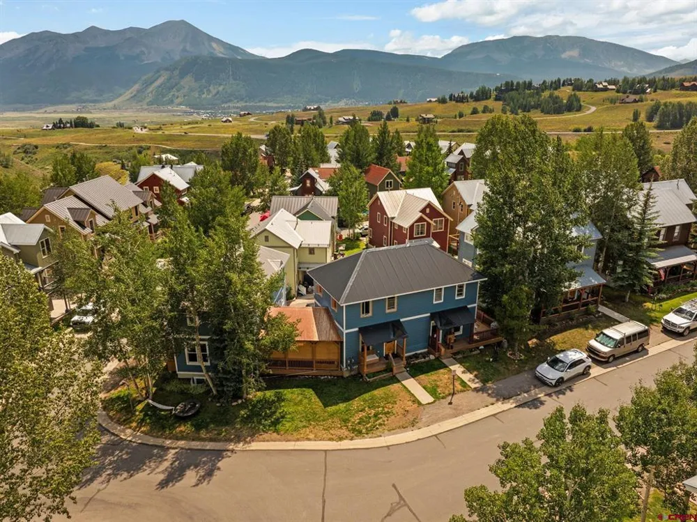201 Pitchfork Drive Crested Butte, CO 81225