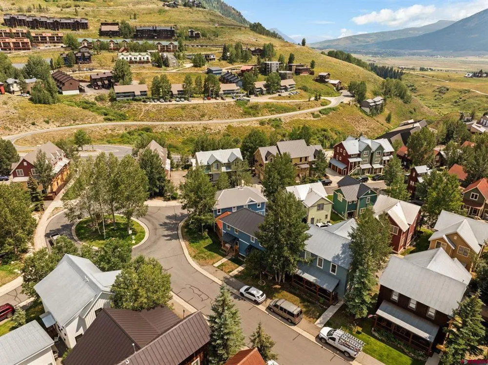 201 Pitchfork Drive Crested Butte, CO 81225