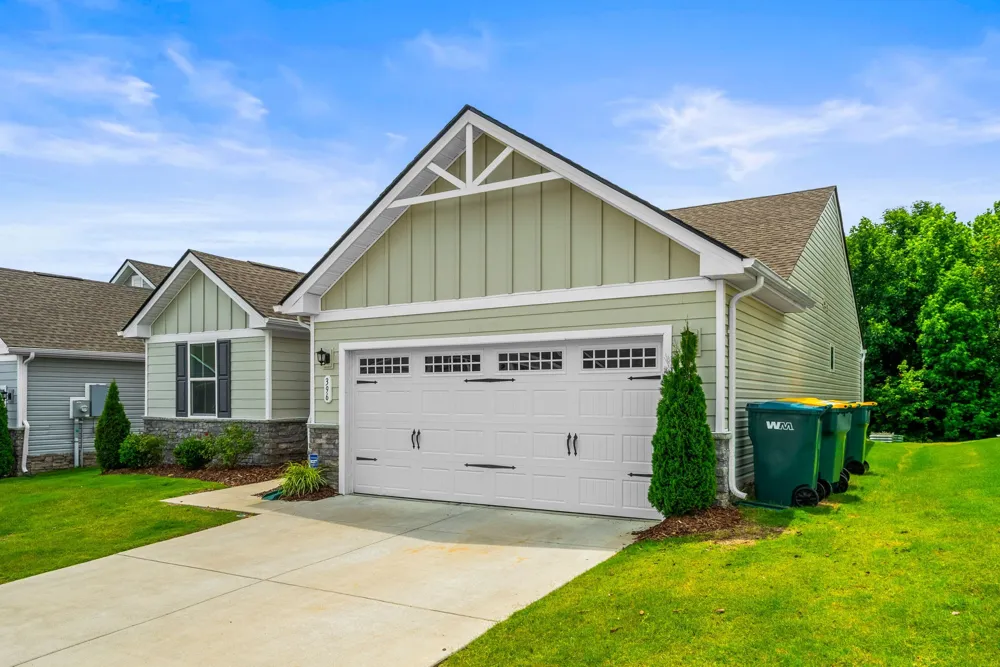 396 Streamview Dr White House, TN 37188