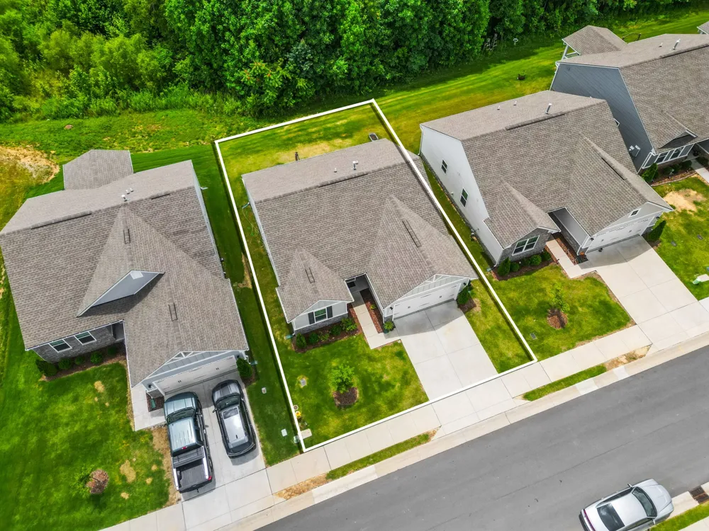 396 Streamview Dr White House, TN 37188