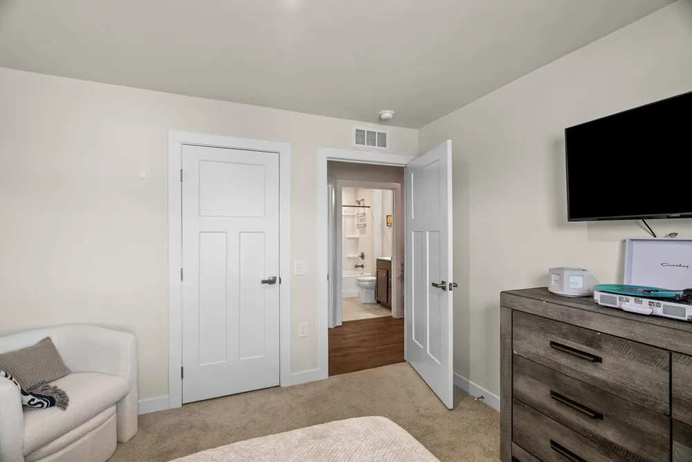 396 Streamview Dr White House, TN 37188