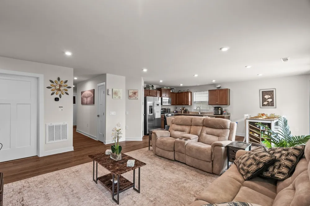 396 Streamview Dr White House, TN 37188