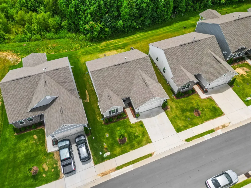 396 Streamview Dr White House, TN 37188