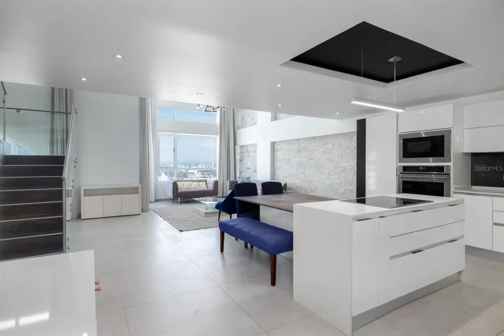 303 VILLAMIL #2003 San Juan, PR 00907