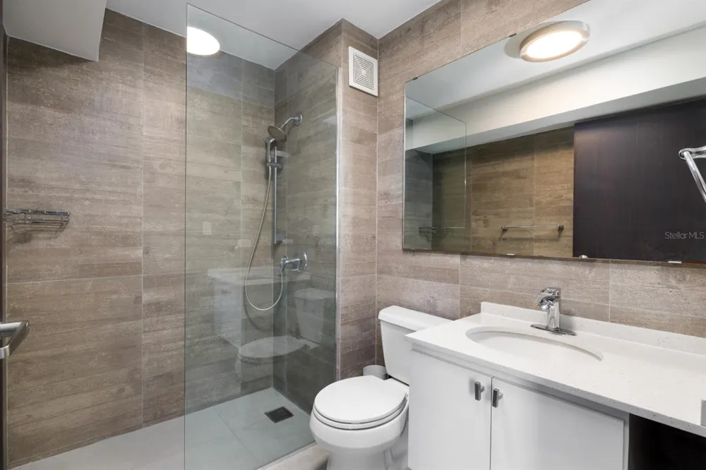 303 VILLAMIL #2003 San Juan, PR 00907
