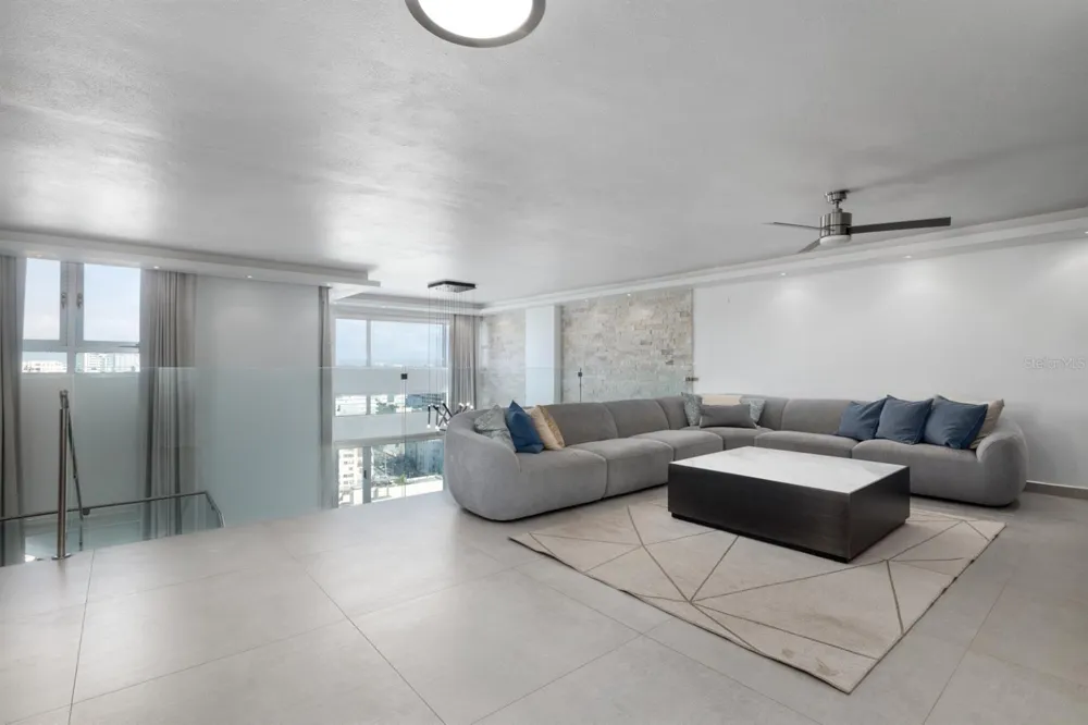 303 VILLAMIL #2003 San Juan, PR 00907