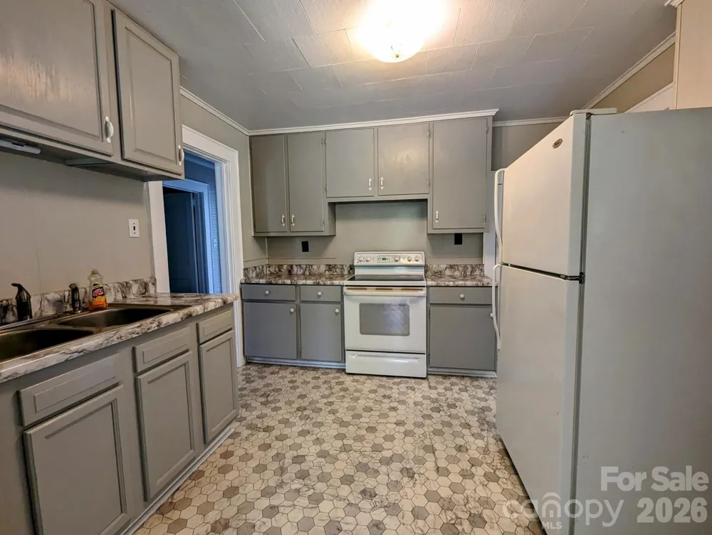 1862 Salem Church Road Lincolnton, NC 28092